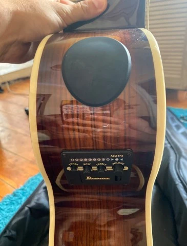 Ibanez electro acoutic folk