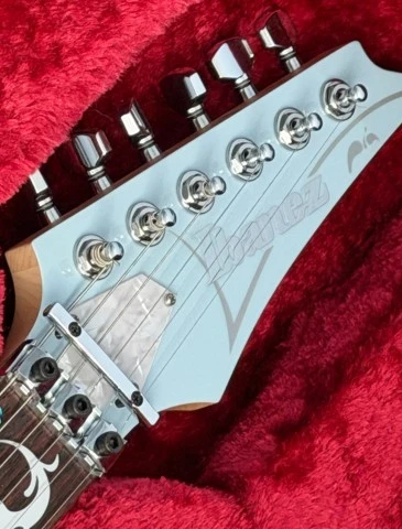 Ibanez PIA 3761C BLP (Blue Powder)