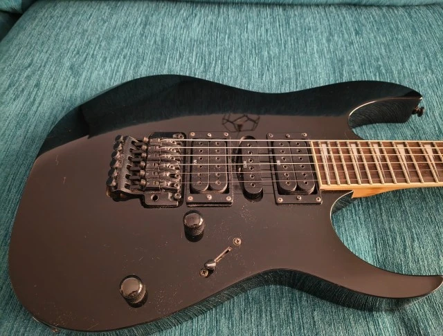 Πωλείται Ibanez-RG370DX