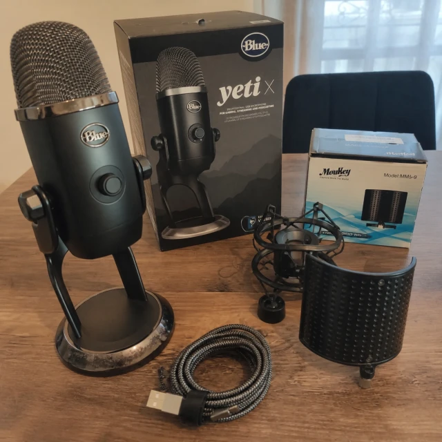 Blue Yeti X USB 2019 + Moukey MMS-9