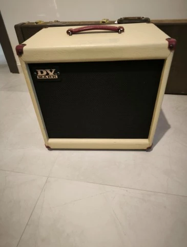 DV Mark C12 small