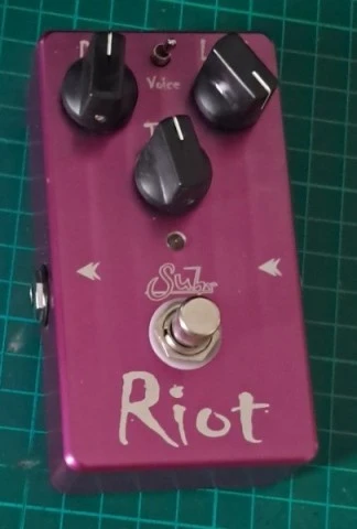 suhr riot (first edition)