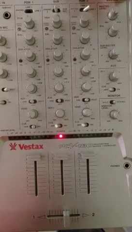 Vestax pcv 180  3 channel mixer 