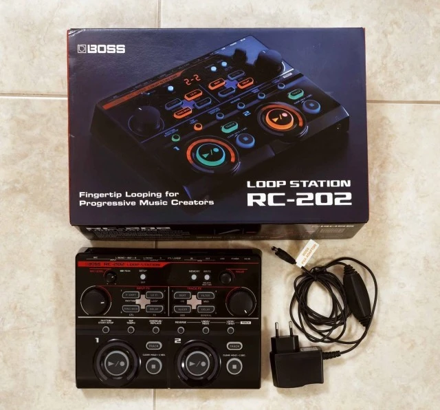 Boss RC-202 Loop Station