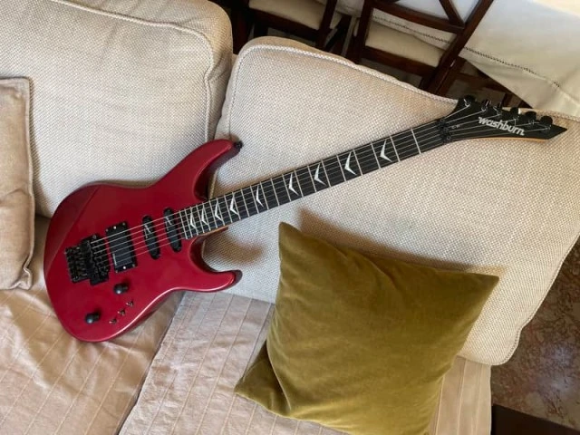 Vintage 1987 Washburn G-8V Superstrat – Metallic Red – (upgraded)