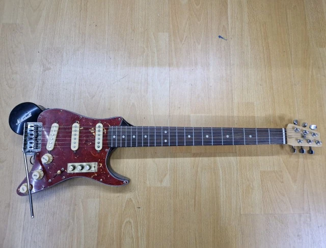 Squier travel guitar