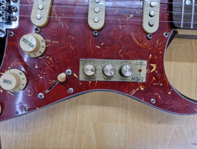 Squier travel guitar