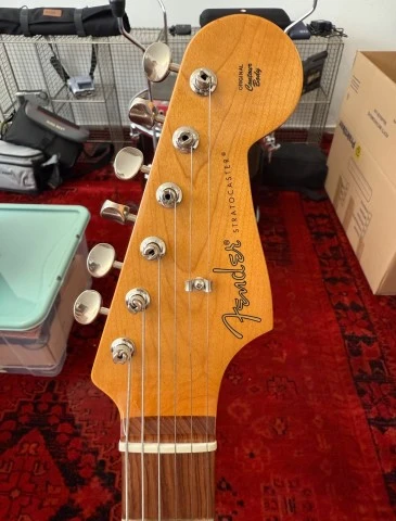 Fender Noventa Stratocaster Crimson Red Transparent