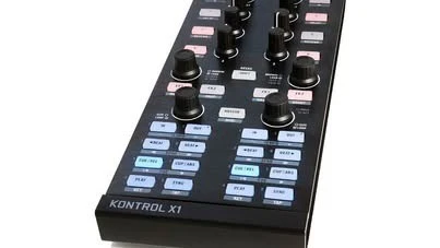 Traktor X1 mk1 controller