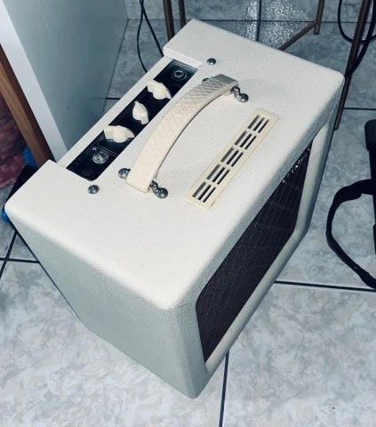 VOX AC4TV 4WATTS FULL ΛΑΜΠΑ