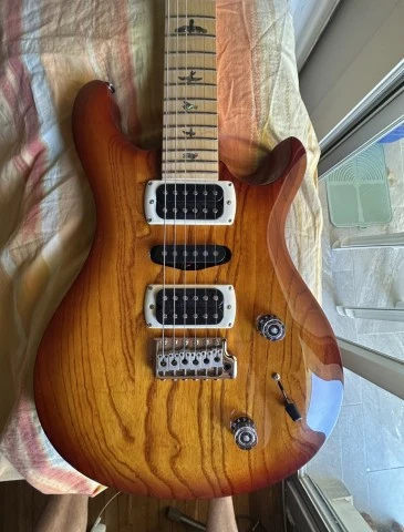 PRS SE SWAMP ASH SPECIAL ,VINTAGE SUNBURST COLOR