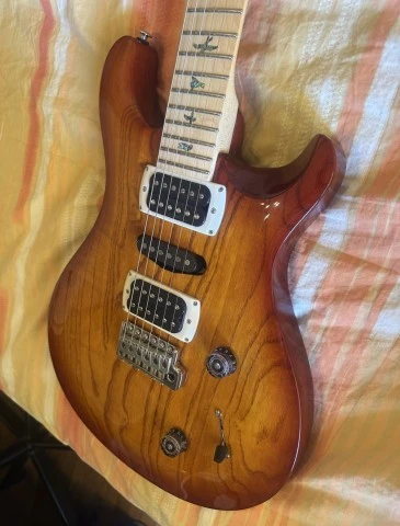 PRS SE SWAMP ASH SPECIAL ,VINTAGE SUNBURST COLOR