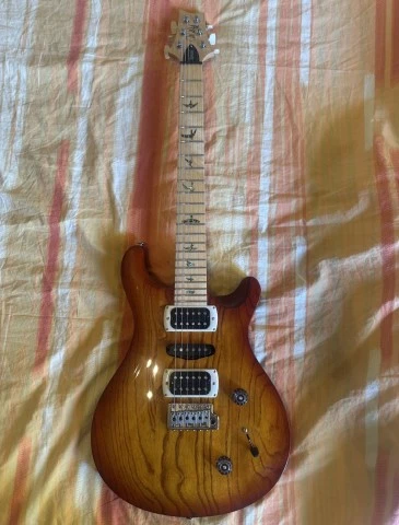 PRS SE SWAMP ASH SPECIAL ,VINTAGE SUNBURST COLOUR