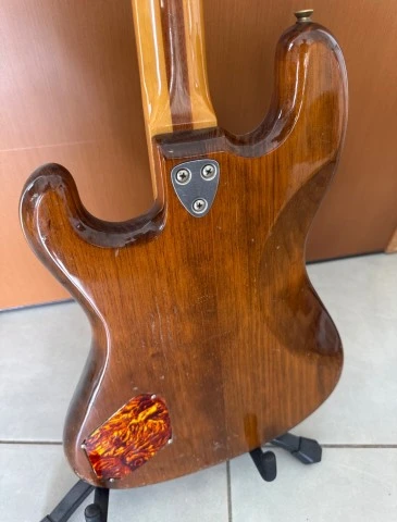 EKO Cobra shortscale
