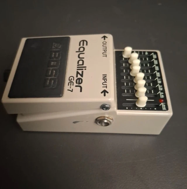 Boss GE-7