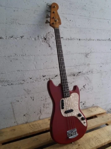 1972 Fender Musicmaster Shortscale Bass
