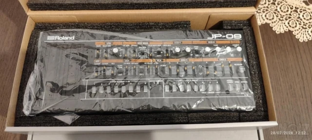 Roland JP-08 Boutique Limited Edition