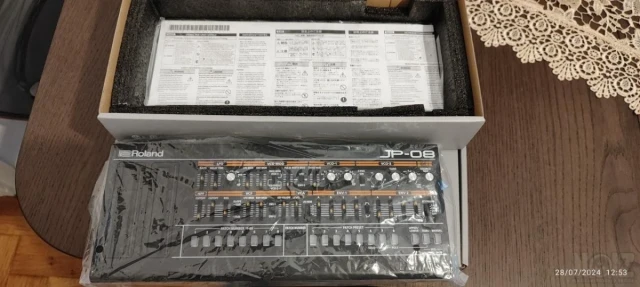 Roland JP-08 Boutique Limited Edition
