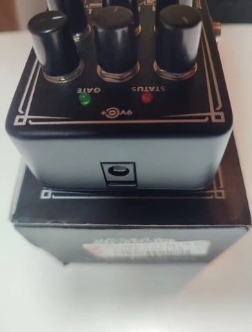 Nano Metal Muff