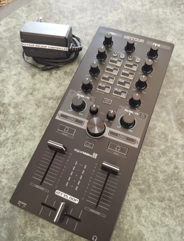 Reloop Mixtour DJ Controller (Excellent Condition)
