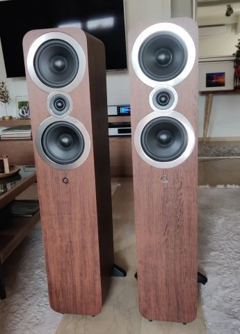 Q Acoustics 3050i
