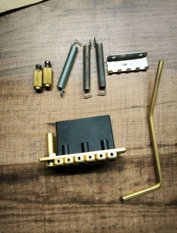 Gotoh Wilkinson VS100N Gold Tremolo made in japan 