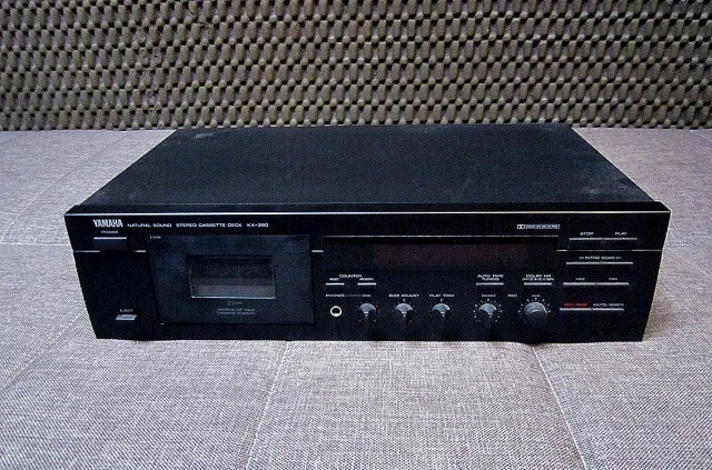 Κασετόφωνο Yamaha KX-390