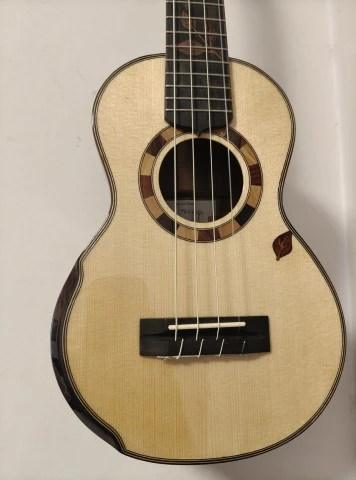Γιουκαλίλι Maestro UC-OV SB Concert (Island Series)