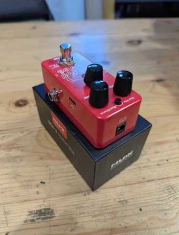 Nux Voodoo Vibe