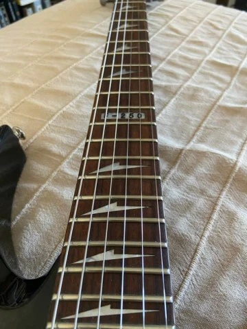 ESP LTD F-250 2006 - Neck thru/ Floyd Rose