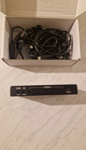 Falken 1 Mega Power Bank - Mobile power supply for effect pedals