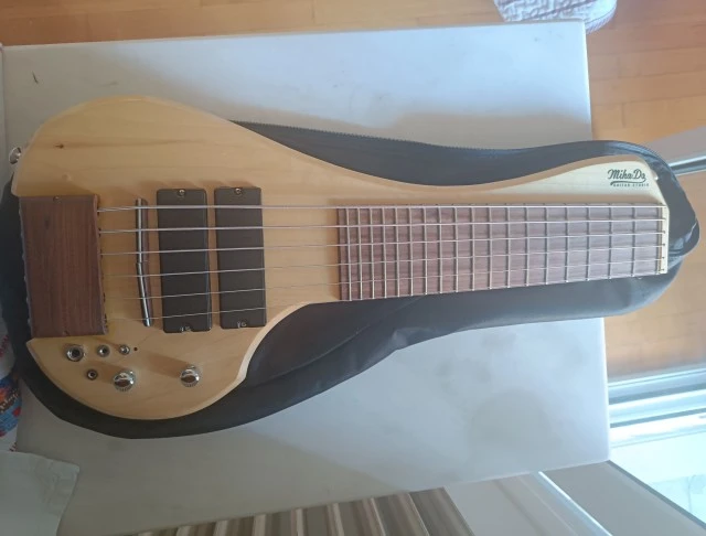 MihaDo Fingybass 18