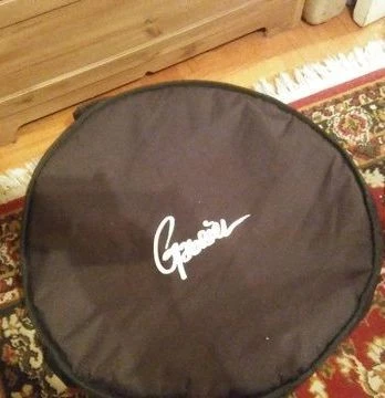 Bass drum 20'' x 8'' , Gabriel handy.