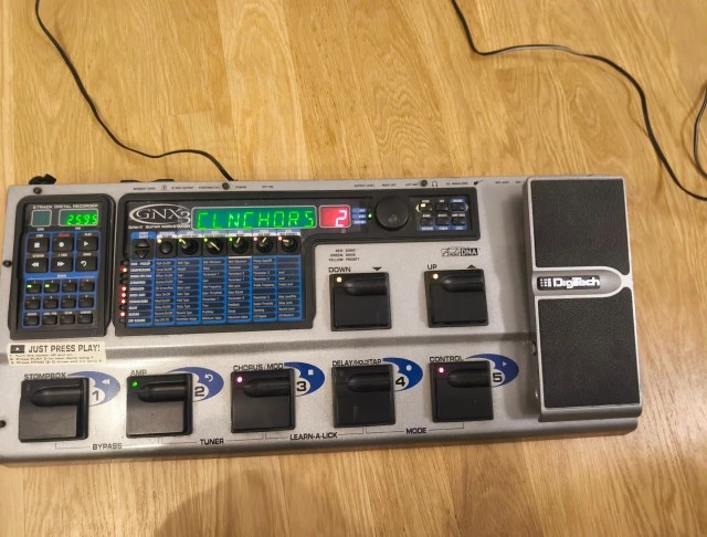 Πεταλιέρα Digitech GNX3 Guitar Workstation