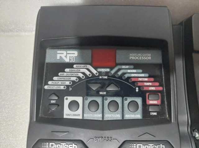 Digitech RP-90