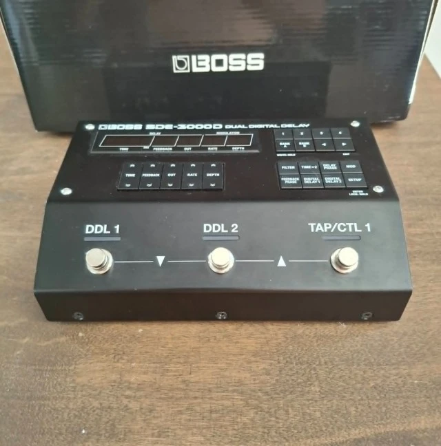 Boss SDE3000D dual delay