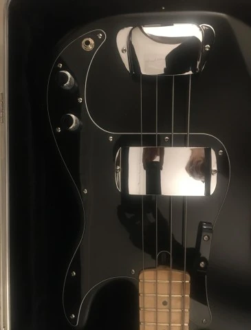 Fender P-Bass Custom Build