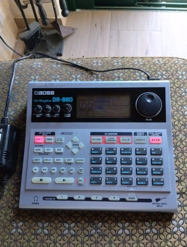 Μπουζούκι, κιθάρα, Drum Machine, Extra