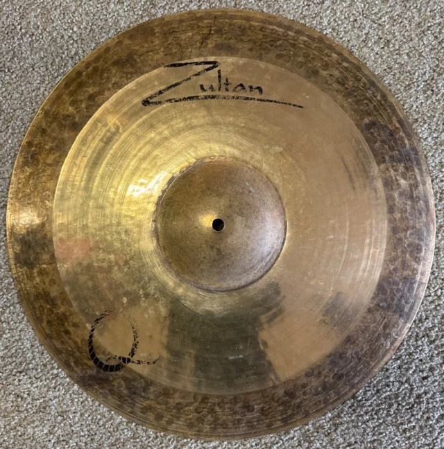 Zultan Q series 19 crash