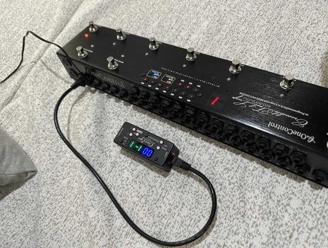 Midi controller/Pedals looper Crocodile Tail Loop OC10 + Croc Eye Excellent Cond