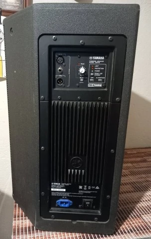 ΗΧΕΙΑ YAMAHA DSR 112 ΑΥΤΟΕΝΙΣΧΥΟΜΕΝΑ