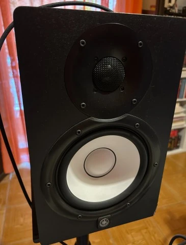 Πωλείται ζευγάρι monitors Yamaha HS7