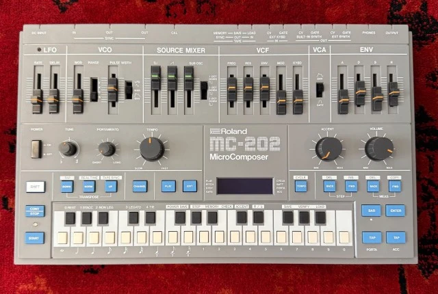 Roland mc 202 with latest tubbutec mc2oh2