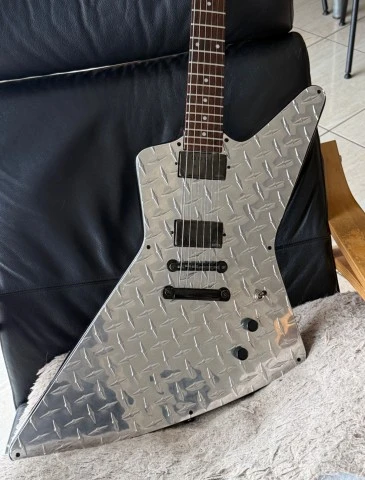 Epiphone Explorer James Hetfield JH-2 tribute