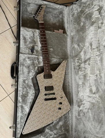 Epiphone Explorer James Hetfield JH-2 tribute