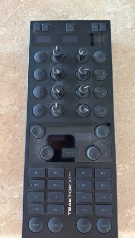Native Instruments Traktor Kontrol X1 MK3