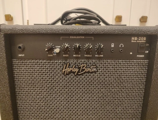 Ενισχυτής Harley Benton 20W