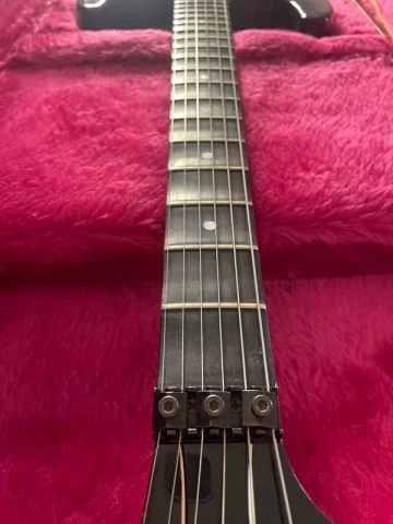 Gibson U-2 (Mach II) 1989 - Ebony finish , Scalloped Ebony fretboard 