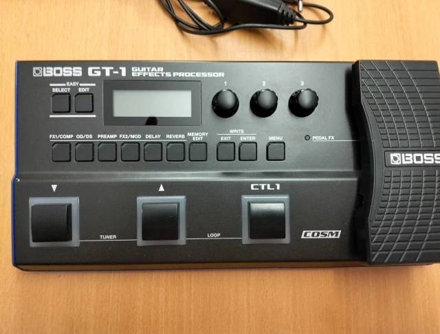 Πεταλιέρα multi effects 