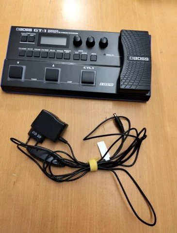 Πεταλιέρα multi effects 
